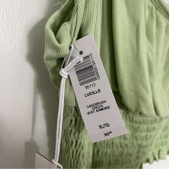 Aritzia Lucille Tank - Picture 10 of 11